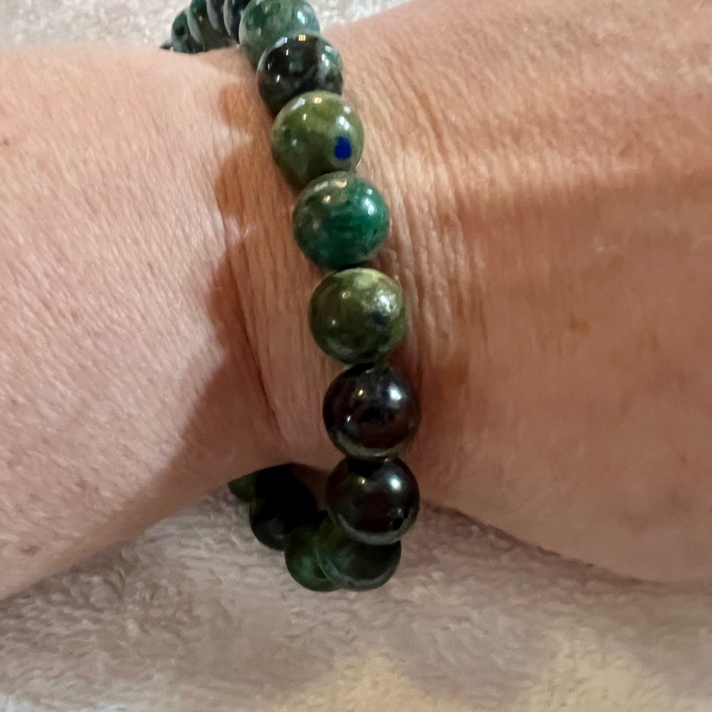 Bombshell Beads - Picture 6 of 6